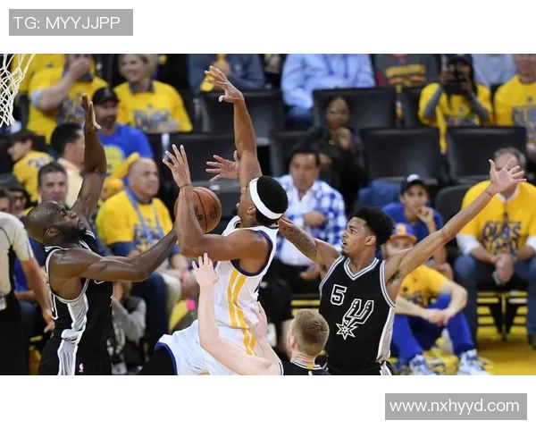 快船对勇士比赛直播信息及观看渠道分享